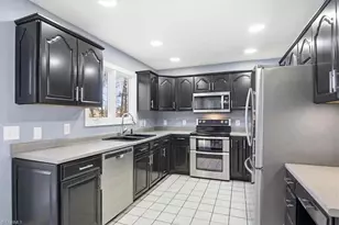 156 Cedar Bluff Ct, Thomasville, NC 27360 - Photo 10