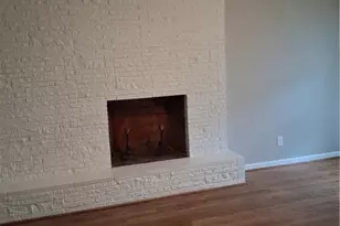 1300 Rotherwood Rd, Greensboro, NC 27406 - Photo 4