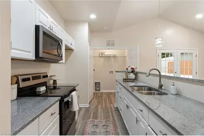 1322 E First Street, Winston-Salem, NC 27101 - Photo 18