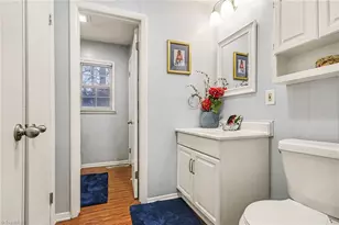 409 W Montcastle Dr, Greensboro, NC 27406 - Photo 18