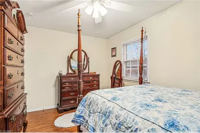 409 W Montcastle Drive, Greensboro, NC 27406 - Photo 14