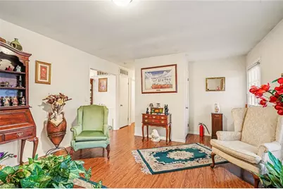 409 W Montcastle Drive, Greensboro, NC 27406 - Photo 4