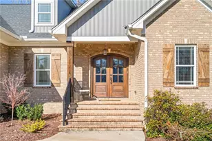 2614 Mableton Dr, Burlington, NC 27217 - Photo 4