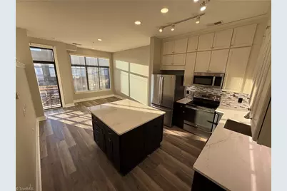 810 W 4th Street #421, Winston-Salem, NC 27101 - Photo 4