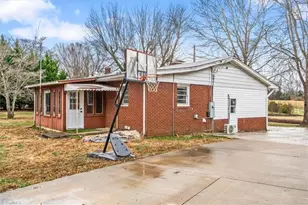 1768 Poole Town Rd, Asheboro, NC 27205 - Photo 38