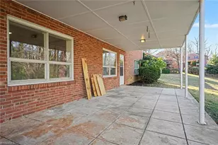 914 Oakcrest Dr, Reidsville, NC 27320 - Photo 34