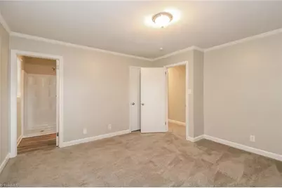 2931 Carrollwood Drive, Winston-Salem, NC 27103 - Photo 8