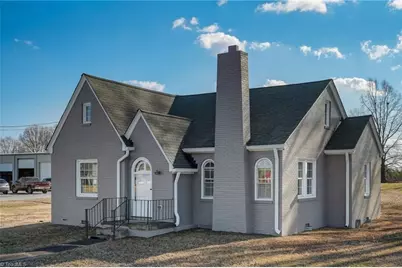 148 E Meadow Road, Eden, NC 27288 - Photo 4