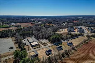 527 Grooms Rd, Reidsville, NC 27320 - Photo 36