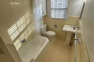 2030 Craig St, Winston-Salem, NC 27103 - Photo 8