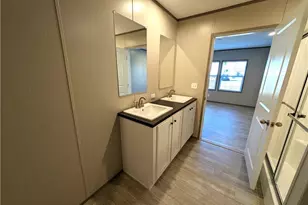 2006 Sam Gwynn Ct, Burlington, NC 27217 - Photo 32