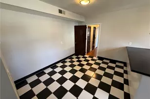 711 W 1st St, Winston-Salem, NC 27101 - Photo 6