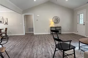 164 Holland Ln, Thomasville, NC 27360 - Photo 4