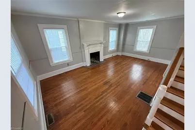 114 S Sunset Drive, Winston-Salem, NC 27101 - Photo 2