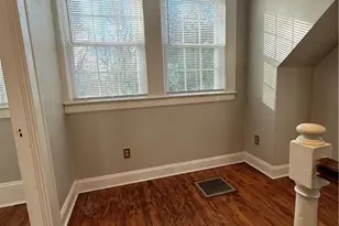 114 S Sunset Dr, Winston-Salem, NC 27101 - Photo 8