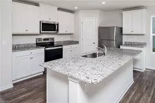 3423 Robindale Dr, Winston-Salem, NC 27107 - Photo 2