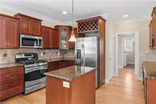 1391 Somerset Cove Dr, Winston-Salem, NC 27103 - Photo 10