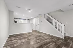 21 Mary Beth Circle, Greensboro, NC 27407 - Photo 4