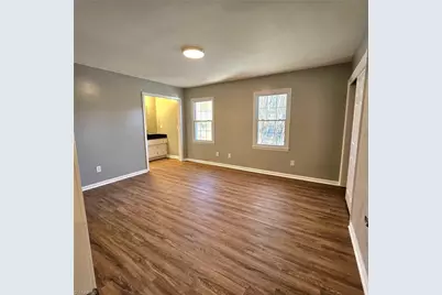 3959 #E Valley Court, Winston-Salem, NC 27106 - Photo 10