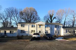 1400 Roslyn Dr, Burlington, NC 27215 - Photo 1