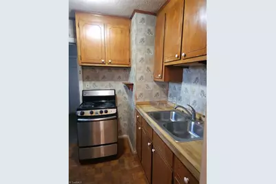 1400 Roslyn Drive #15B, Burlington, NC 27215 - Photo 6