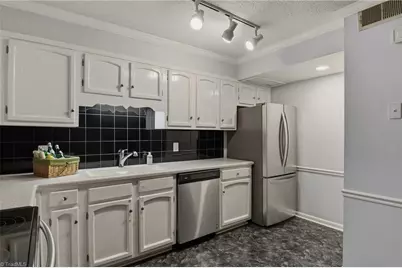 168 Turnwood Lane, Winston-Salem, NC 27104 - Photo 12