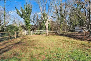 2229 Cherokee Ln, Winston-Salem, NC 27103 - Photo 24