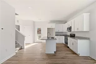 854 W 12th St, Winston-Salem, NC 27105 - Photo 6