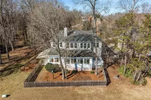 5305 Coveview Ct, Greensboro, NC 27407 - Photo 2