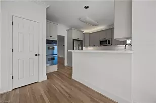 5305 Coveview Ct, Greensboro, NC 27407 - Photo 14