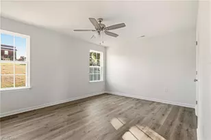 858 W 12th St, Winston-Salem, NC 27105 - Photo 14