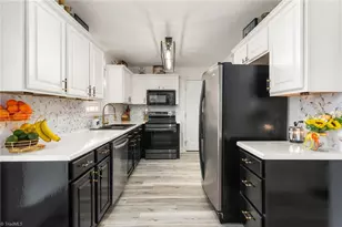 107 Cottonwood Ln, Summerfield, NC 27358 - Photo 16