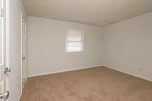 4012 S Bend Dr, Winston-Salem, NC 27107 - Photo 12