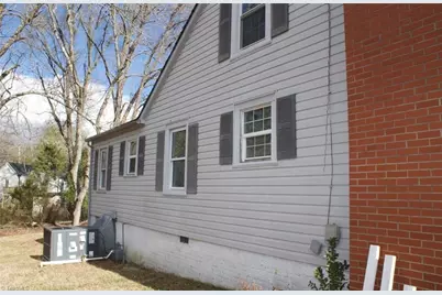 606 Unity Street, Thomasville, NC 27360 - Photo 2