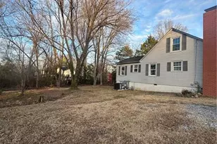 606 Unity St, Thomasville, NC 27360 - Photo 14