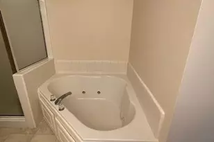 403 Broughton Dr, Greensboro, NC 27410 - Photo 14