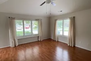 403 Broughton Dr, Greensboro, NC 27410 - Photo 6