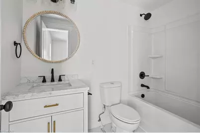 200 Salem Street, Thomasville, NC 27360 - Photo 20