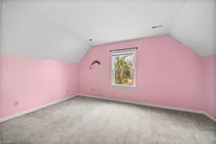 4203 Hunting Meadow Rd, Greensboro, NC 27406 - Photo 34