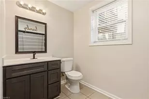 896 Oakhaven Forest Dr, Winston-Salem, NC 27105 - Photo 10