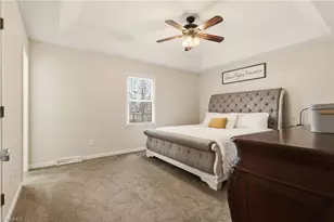 896 Oakhaven Forest Dr, Winston-Salem, NC 27105 - Photo 24