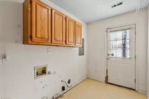 3011 Colony Dr, Jamestown, NC 27282 - Photo 10