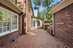 3905 Badenridge Ct, Greensboro, NC 27407 - Photo 38