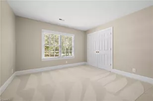 3905 Badenridge Ct, Greensboro, NC 27407 - Photo 32
