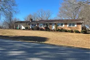 198 Green Knolls Dr, Eden, NC 27288 - Photo 1