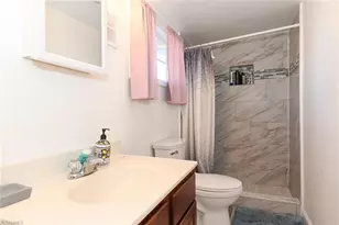 2924 Monterey St, Greensboro, NC 27406 - Photo 6