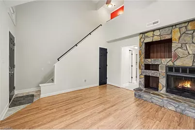 574 Brookside Court, Kernersville, NC 27284 - Photo 6