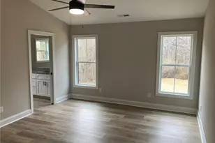 32 Ranchor Dr, Thomasville, NC 27360 - Photo 10