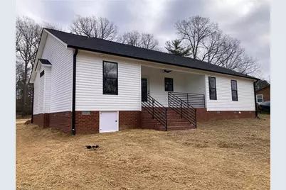 32 Ranchor Drive, Thomasville, NC 27360 - Photo 2