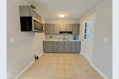 1012 Meadowbrook Boulevard, High Point, NC 27260 - Photo 6